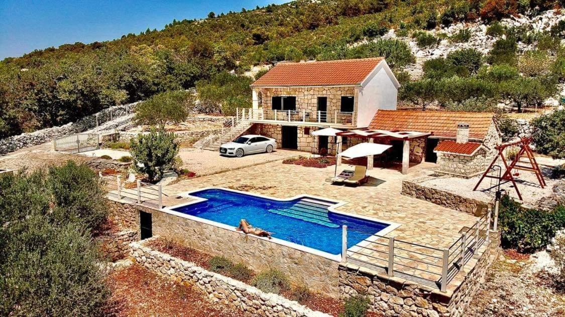 Villa Zuza Bristivica エクステリア 写真