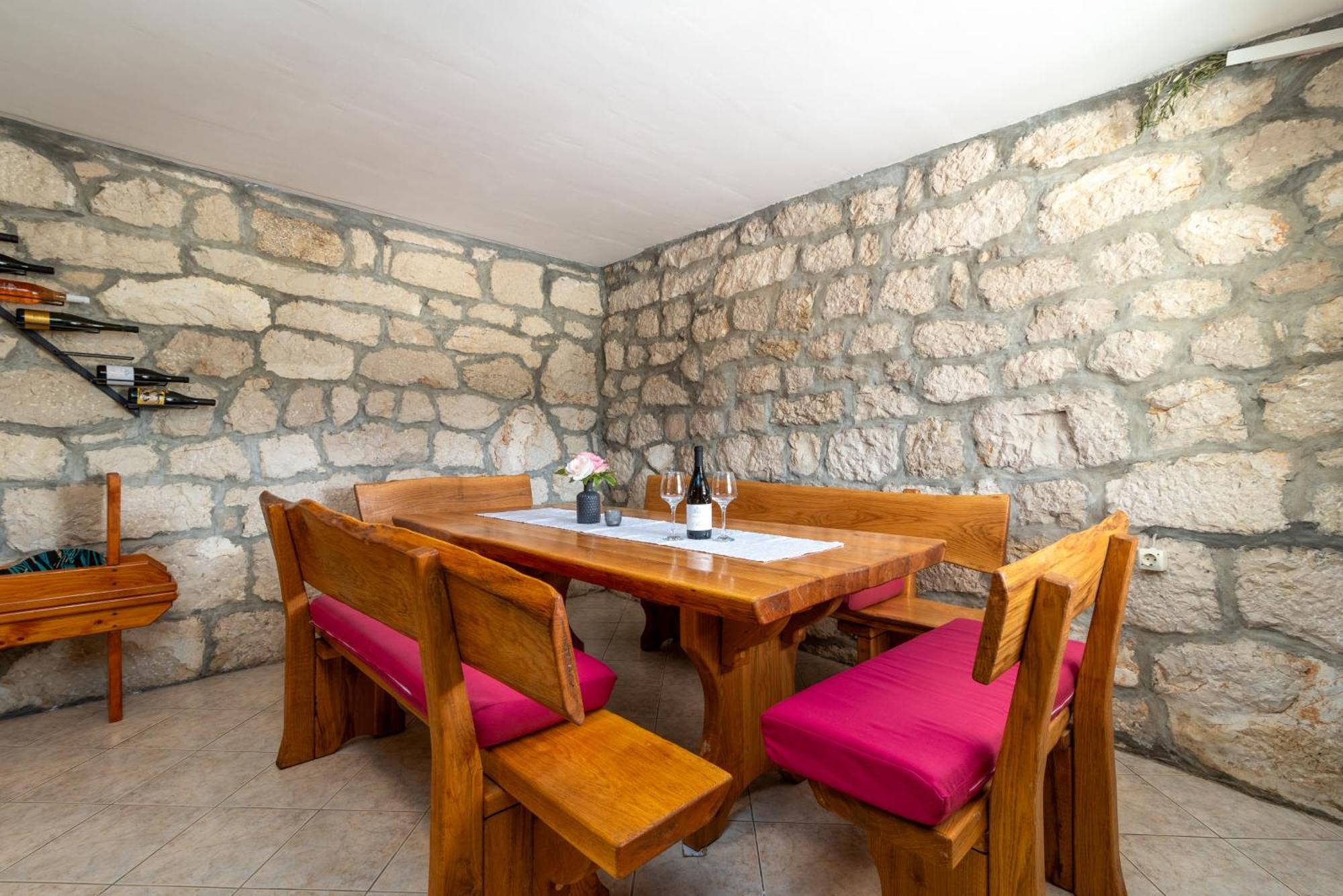 Villa Zuza Bristivica エクステリア 写真