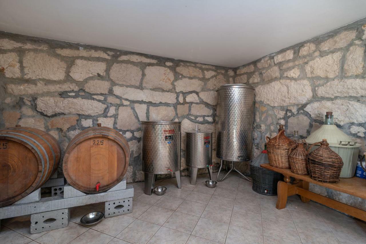 Villa Zuza Bristivica エクステリア 写真