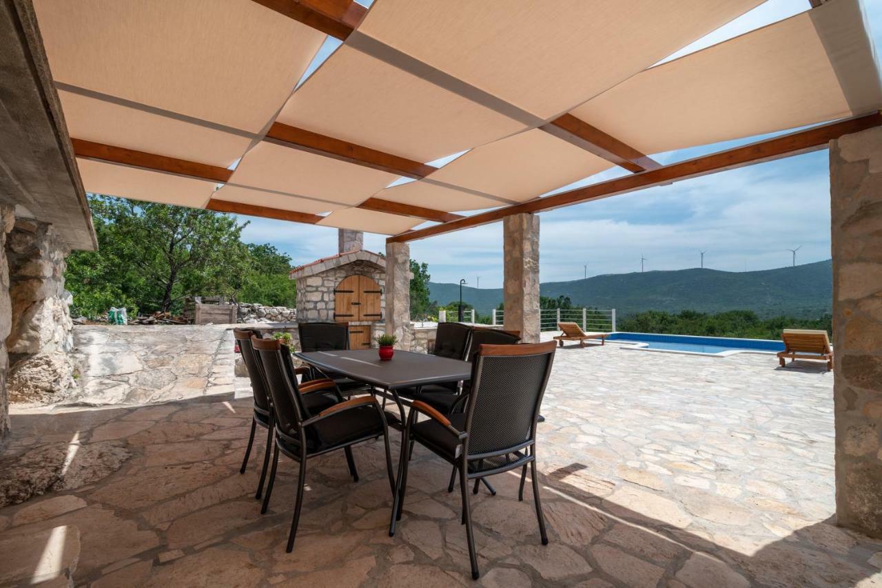 Villa Zuza Bristivica エクステリア 写真