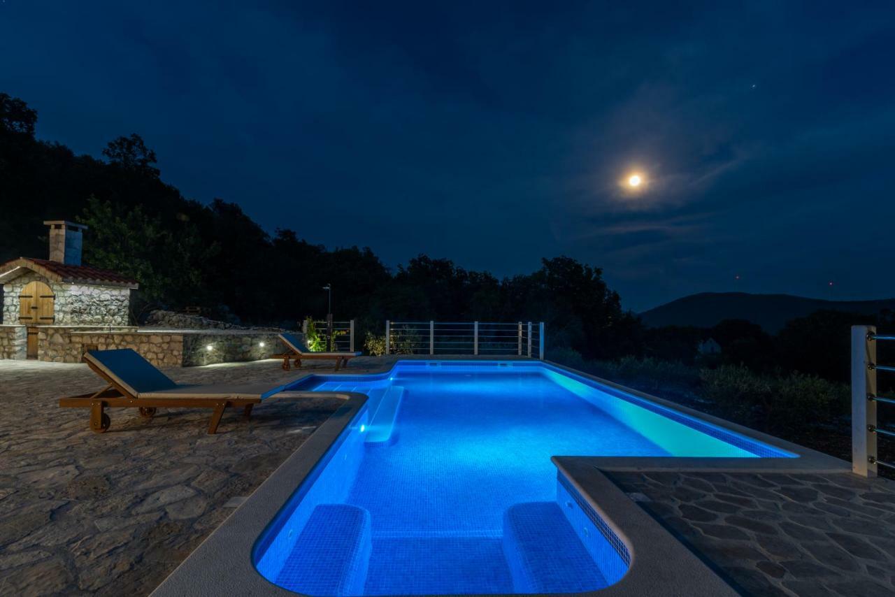 Villa Zuza Bristivica エクステリア 写真