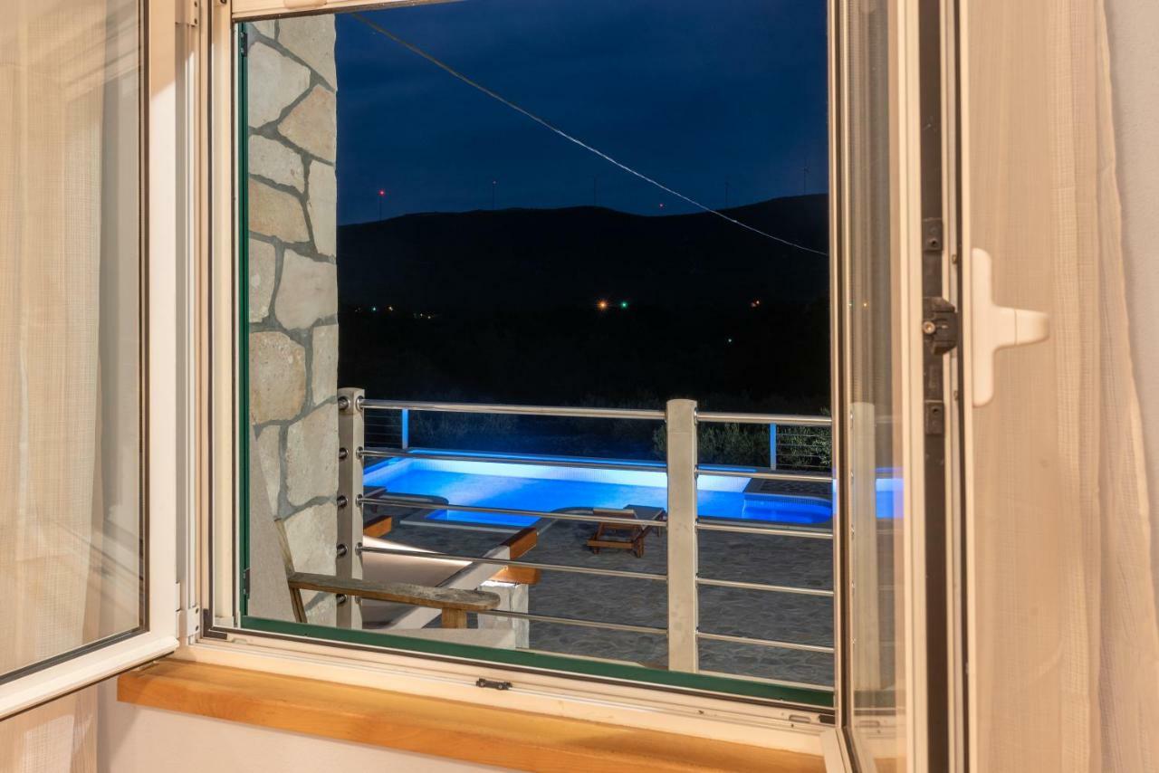 Villa Zuza Bristivica エクステリア 写真